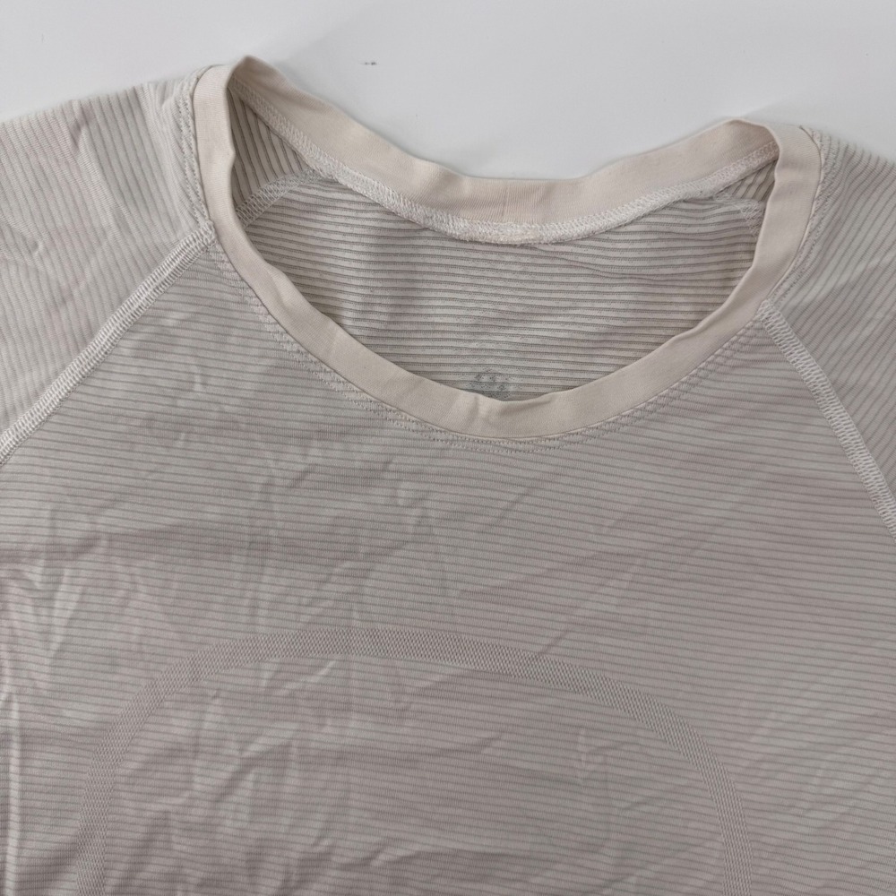 Lululemon Swiftly Tech Top Womens 8 Gray Striped Short Sleeve Crew Neck Slim Fit